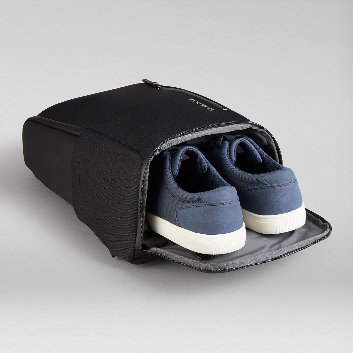 Pioneer Backpack - iGadget