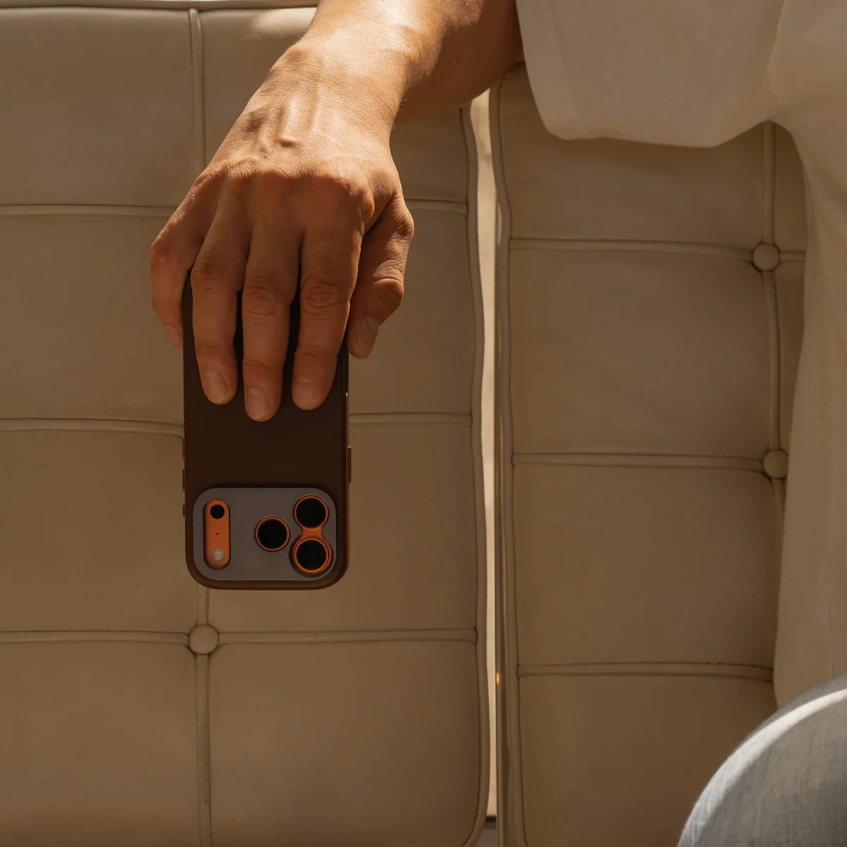 Pro Leather Case (Brown)