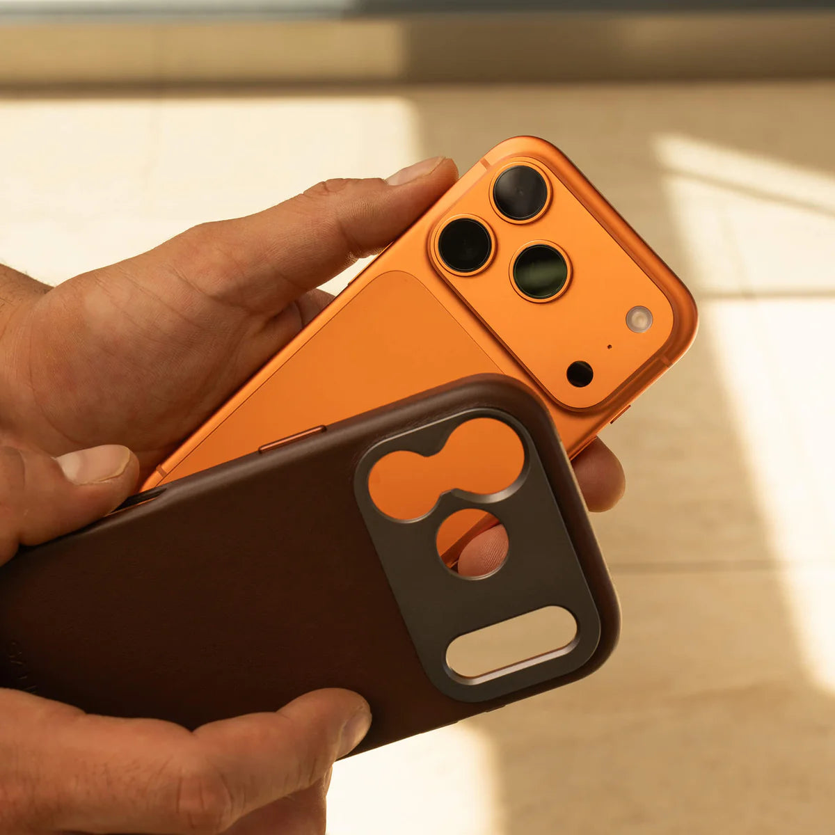 Pro Leather Case (Brown)