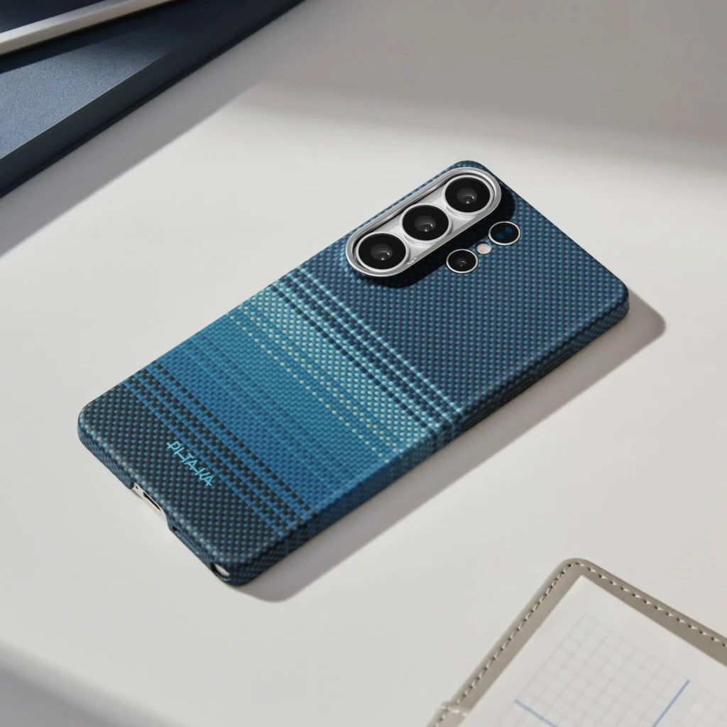 Moment · Moonrise (Aaron Button)